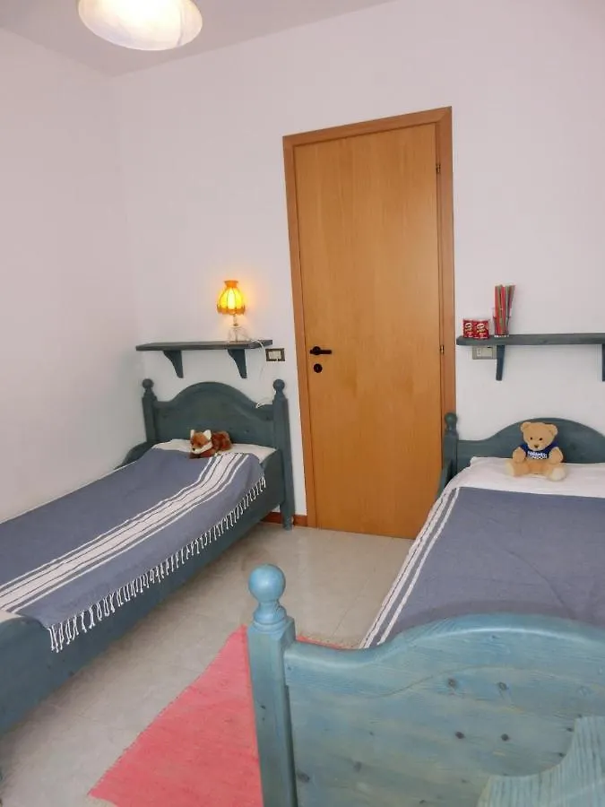Homely Flat With Balcony And Swimming Pool Bibione Apartment